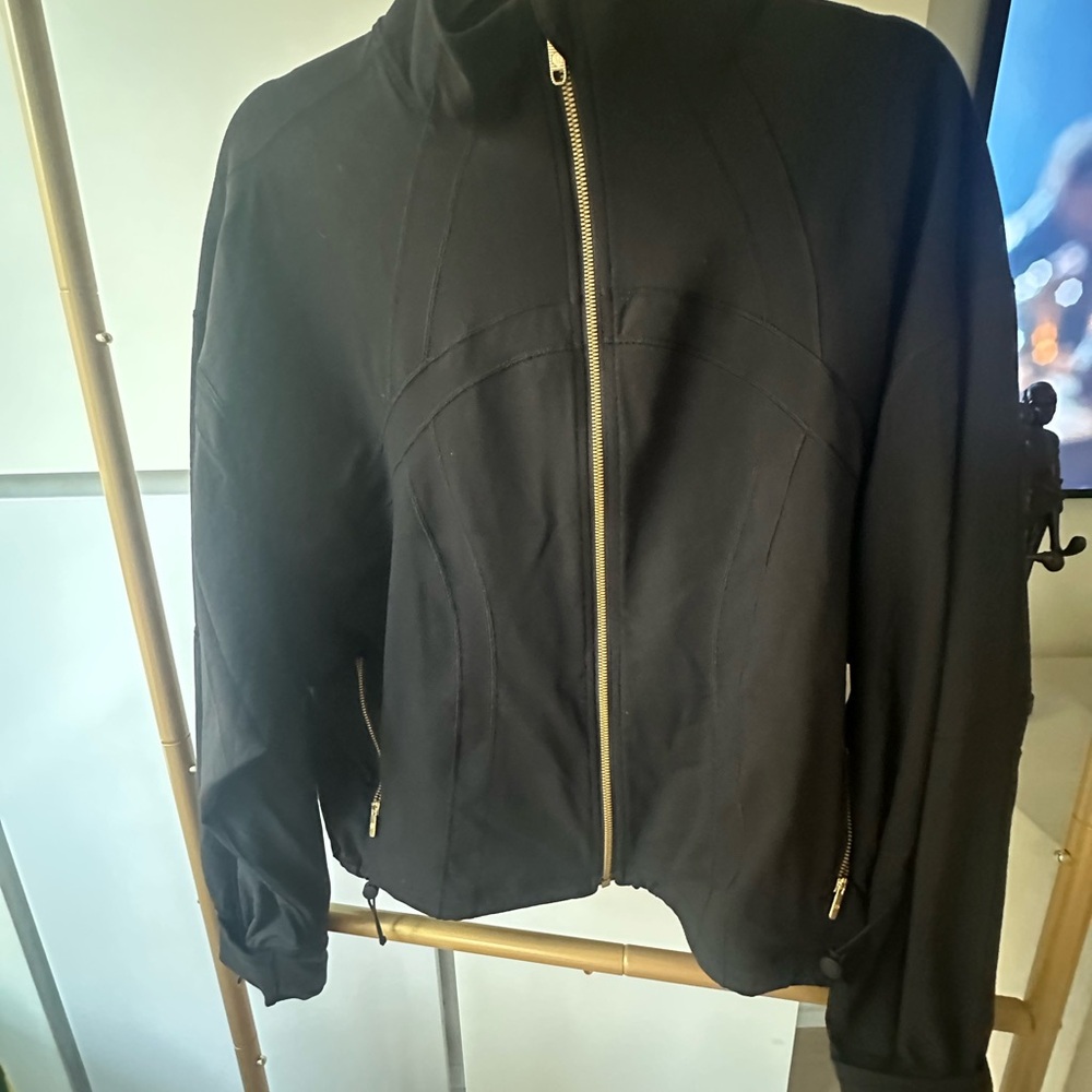 Lululemon Women's Black Jacket